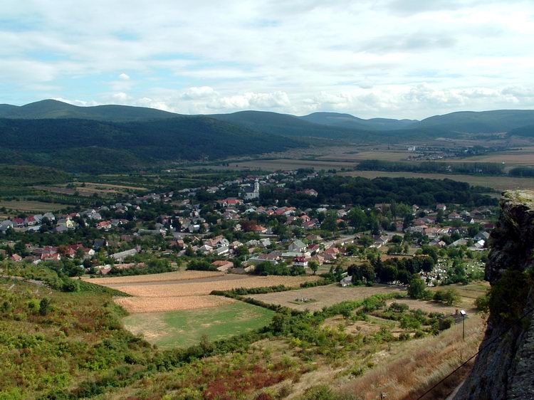 Boldogkő vára - Kilátás a várból a falura