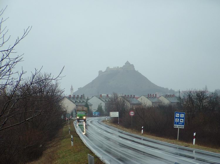 Vígasztalan esőben indultam el a túrára Sümegről