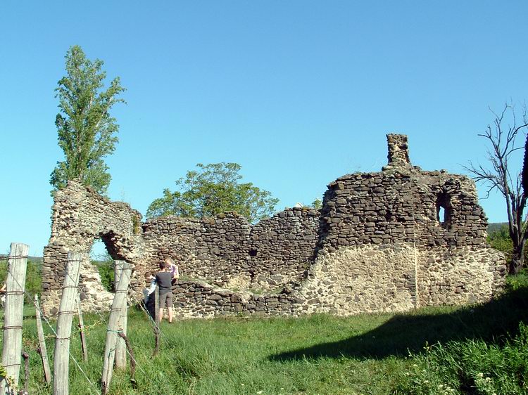 A töttöskáli templomrom