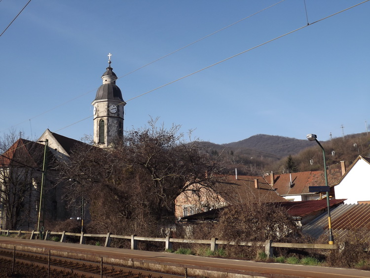 Nagymaros-Visegrád vasúti megállóhely peronján