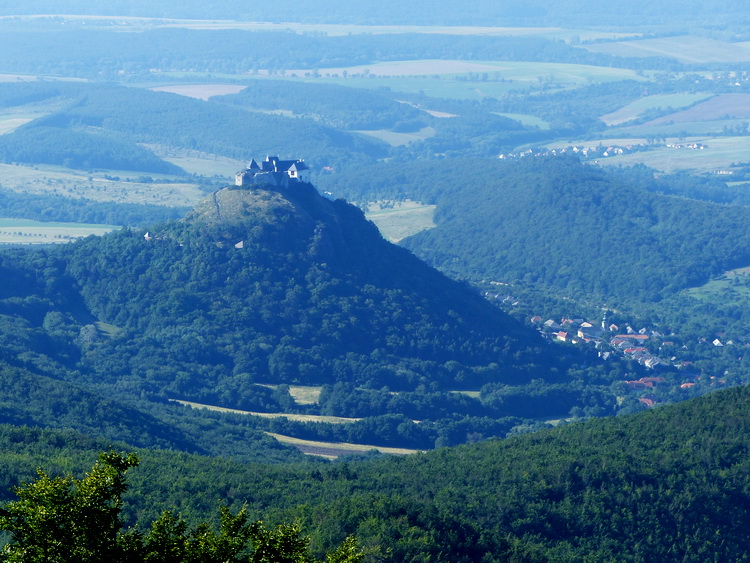 Jó volt a rálátás a Füzéri várra is