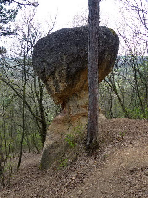 A Gomba-szikla a valóságban